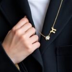 Minimalistyczne dodatki czy wyraziste elementy – co wybrać?